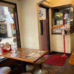 佐世保バーガー BigMan 京町本店 - 内観。