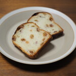 チクテベーカリー - レーズン食パン