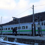 FURANO BAR - 根室本線 滝川行 普通列車(2021年12月）