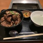 焼肉家 KAZU 神楽坂 - 