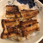 関宿屋 - 穴子定食２７５０円。穴子丼。肉厚、ホクホクで香ばしい穴子は、日本橋の名店よりも旨味を感じられる仕上がりです（╹◡╹）（╹◡╹）