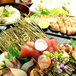 うどん酒庵 だしや - 旬の魚をこだわりの自家製刺身醤油で