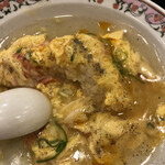 餃子の王将 - 胡椒と１０倍ラー油で味変