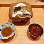 日本料理 永代 - 玉手箱。これからおじいちゃんになります。