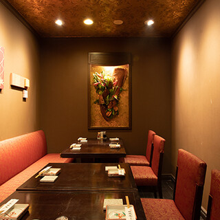 Enjoy Grilled skewer dishes in a space with a high-quality Japanese atmosphere♪