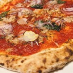 PIZZA SALVATORE CUOMO - トンノ・エ・チポッラ_¥1,100