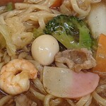 日高屋 - 日高屋 西葛西北口店 五目あんかけラーメンに使われる具材