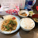家庭料理居酒屋 よってって - 豚焼肉定食 大盛