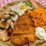 ひかり食堂 - 令和3年12月
日替わり定食(豚の生姜焼き＋魚フライ＋ご飯＋みそ汁) 800円