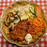 ひかり食堂 - 令和3年12月
日替わり定食(豚の生姜焼き＋魚フライ＋ご飯＋みそ汁) 800円