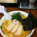 ホームラン軒 - 中華そば(さっぱり醤油)650円