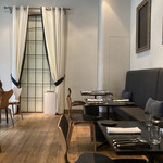 ラ・ボンヌターブル - 