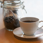 icho cafe - ドリンク写真:ハンドドリップで抽出するホットコーヒー