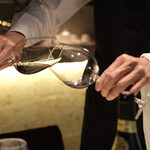 RESTAURANT L’ESPRIT DE CHEVALIER - 樹グラスと普通のグラスの飲み比べはぜひ試して欲しい