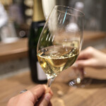 CAVE A VINS L'ESPRIT DE CHEVALIER - NVシャンパーニュブリュット