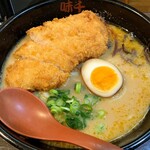 味千拉麺 - みそカツラーメン1,000円