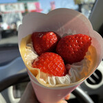 アオイ農園　ぶどうの木 - あまおう苺クレープ