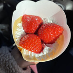 アオイ農園　ぶどうの木 - あまおう苺クレープ