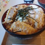 仁古田食堂 - かつが厚い