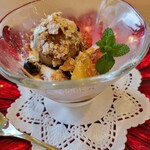 ラ ポルト - デザート「マスカルポーネのパンナコッタ、カプチーノのアイス添え」