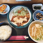 さぬきうどん　藤の家 - 日替り定食(チキン南蛮)600円