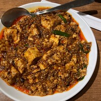四川料理 龍の子 - 美しい！