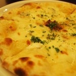 イルガットネロ - 4種のチーズのピッツァ