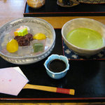 指月庵 - お連れ様のあんみつ（抹茶付き）