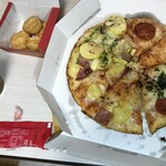 ドミノ・ピザ - 料理写真:料理