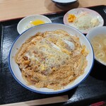東屋 - カツ丼 800円