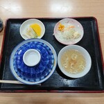 東屋 - 蓋付きです