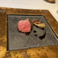 Hirovanna - 知多牛モモ炭火焼