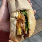 Ai Bánh Mì - 