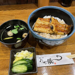 うな鐵将 - 鰻丼ハーフ1,750円