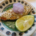 寿司栄 - 握り　富山湾のノドクロの炙り