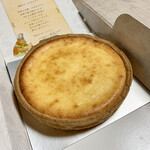 ディーズチーズ - チーズケーキ ベイクド レギュラー ¥1890