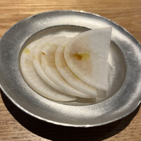 焼鳥 市松 - 口直しの大根