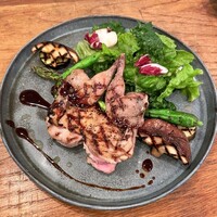 イレール人形町 - ウズラのグリエ（2,640円）
                    ～ゴマ油ドレッシングサラダ添え～