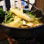 taraiudommomijiya - 冬 鍋焼うどん 1848円(税込み)