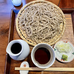 手打ち蕎麦　山がた - 大ざる　825円