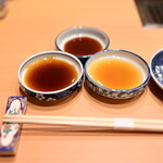 神戸焼肉 金虎 - 自家製タレ、醤油、ポン酢(ゆず)