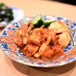 神戸焼肉 金虎 - 自家製キムチ