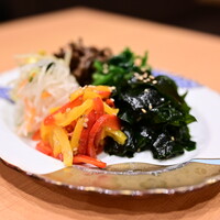 神戸焼肉 金虎 - 自家製ナムル