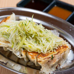 肉汁製作所 餃子のかっちゃん - 