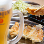 肉汁製作所 餃子のかっちゃん - 