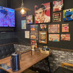 クリティカル ホット - 店内