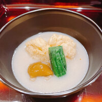 日本料理 直 - 鱈の白子　里芋摺流し　春菊