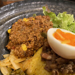 SPICY CURRY 魯珈 - 