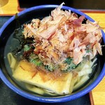 きしめん 寿々木屋 - 温かいきしめん春菊天トッピング