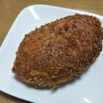 ナチュラル ベーカリー テ ト テ - 牛肉ごろっと焼きカレーパン